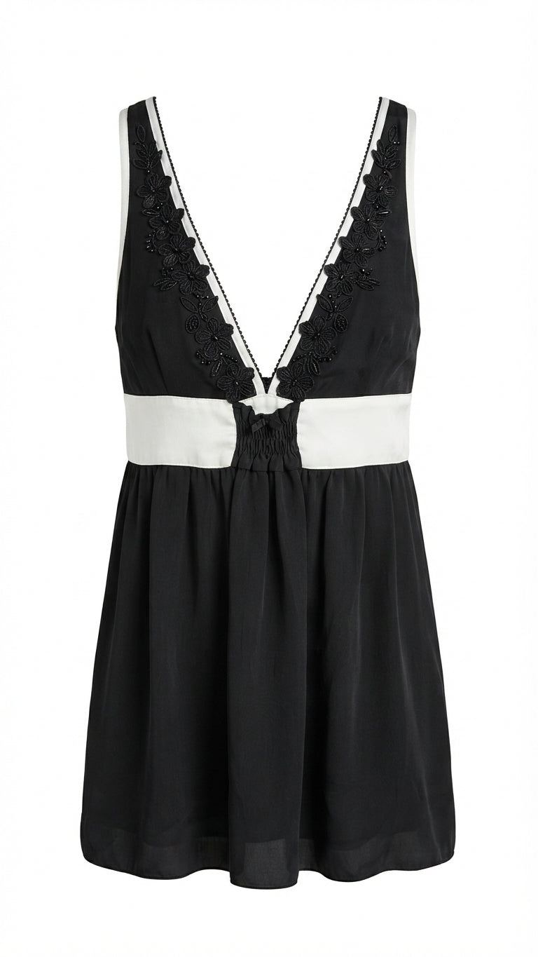 Sass & Bide Black & White Silk Floral Applique Empire Waist Tunic Top - Image 1