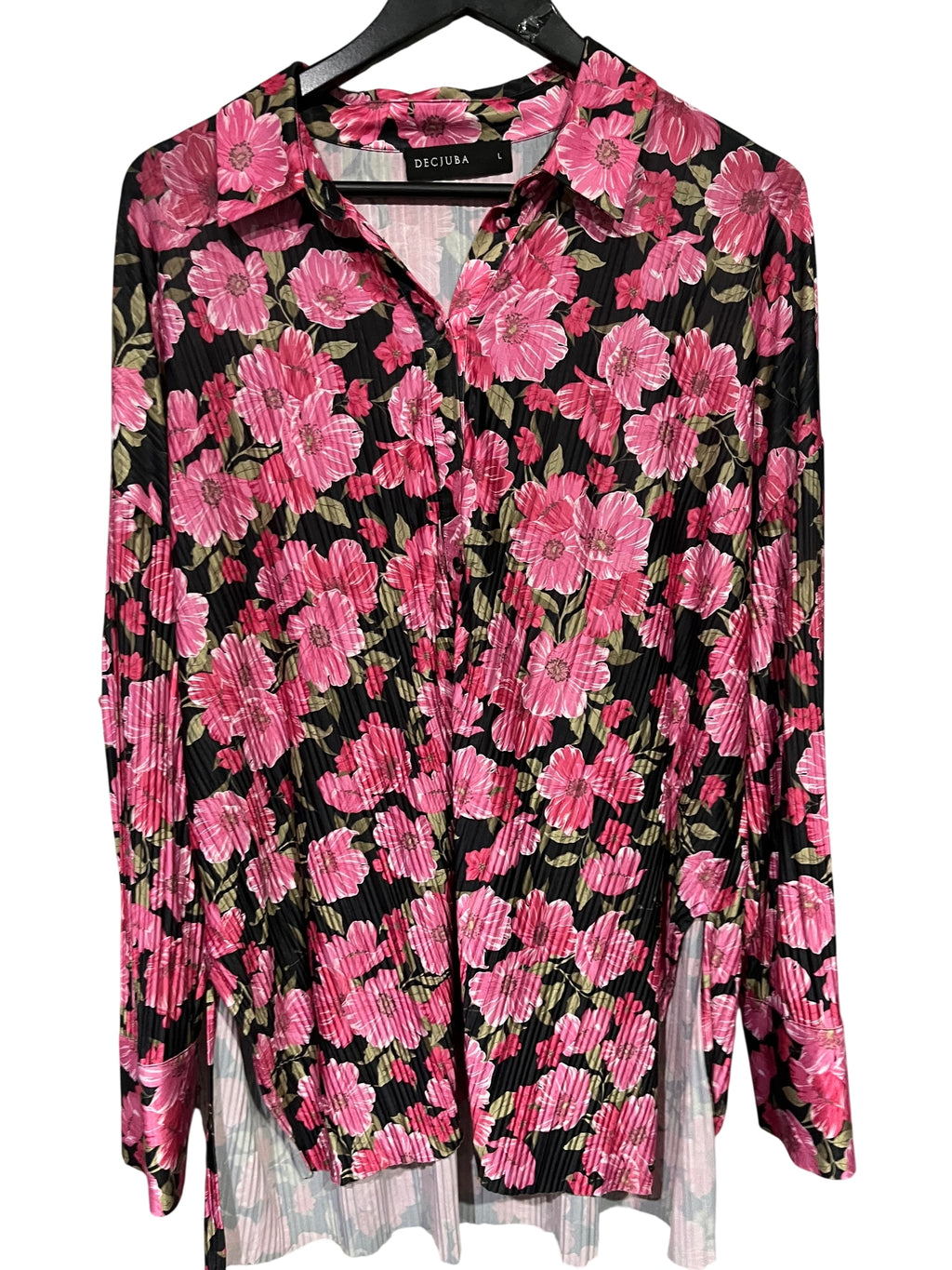 Decjuba Pleated Floral Button-Down Blouse Size L - Image 1