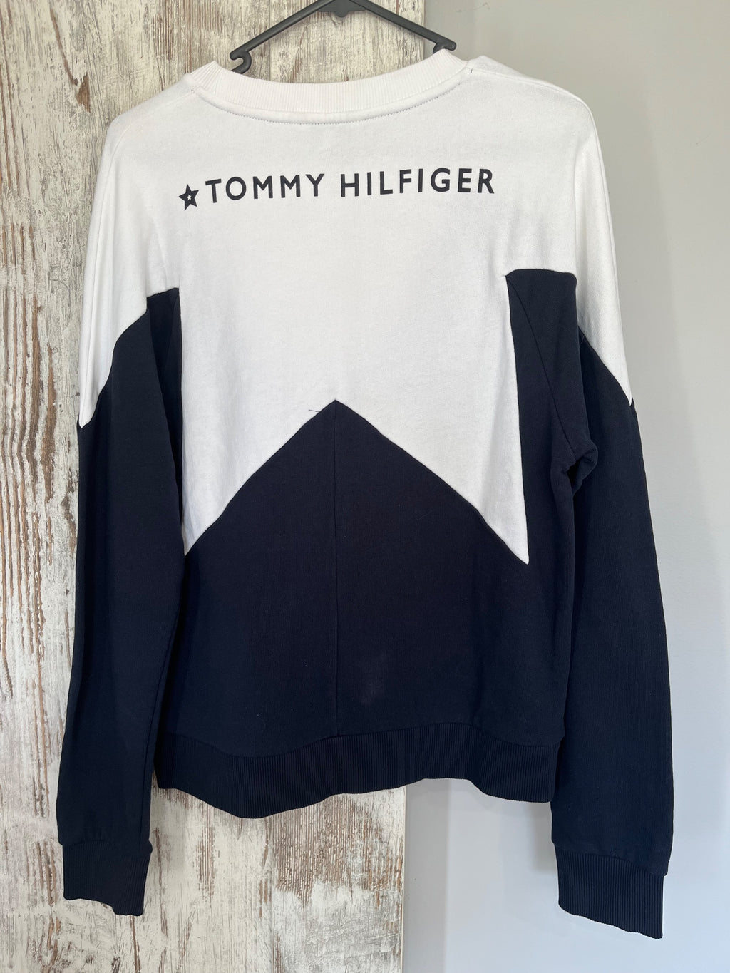 Tommy Hilfiger Colorblock V-Insert Sweatshirt - Image 3