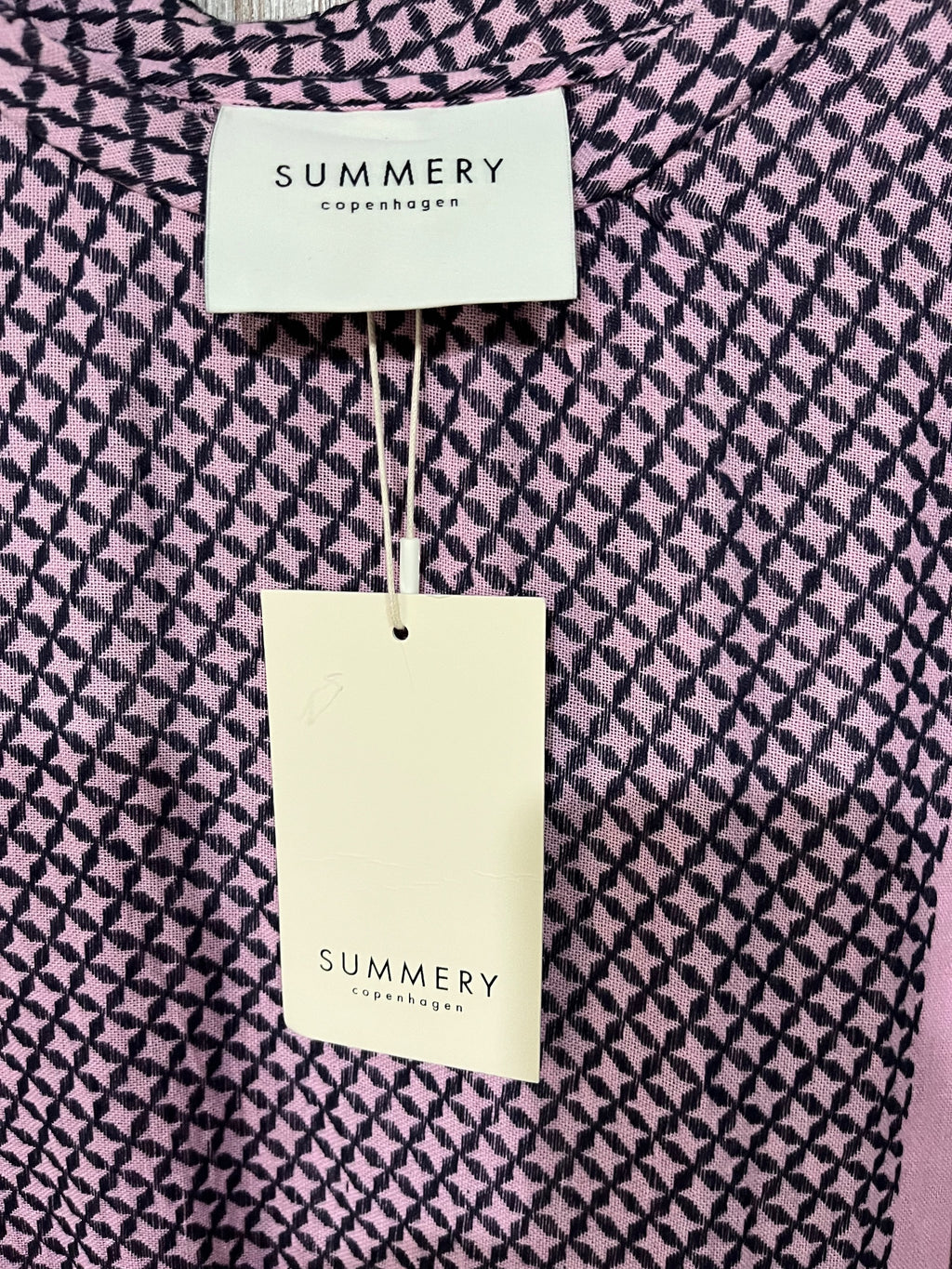 Summery Copenhagen Pink And Patriot Blue Geometric Drop Hem Dress RRP$269 - Image 2