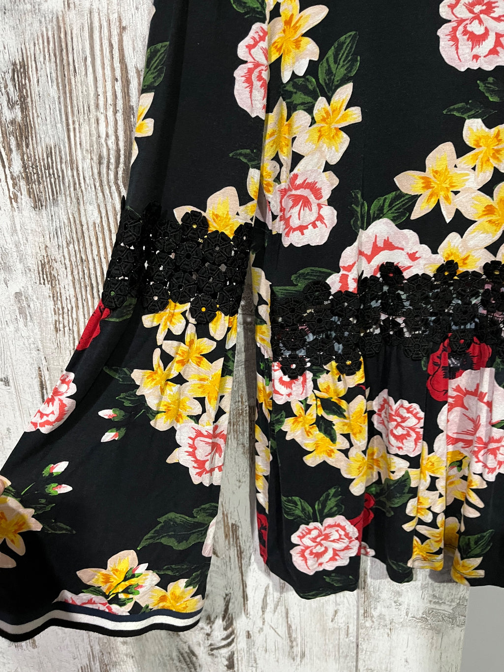 Desigual Floral Print Long Sleeve Peplum Top With Crochet Detail - Image 2