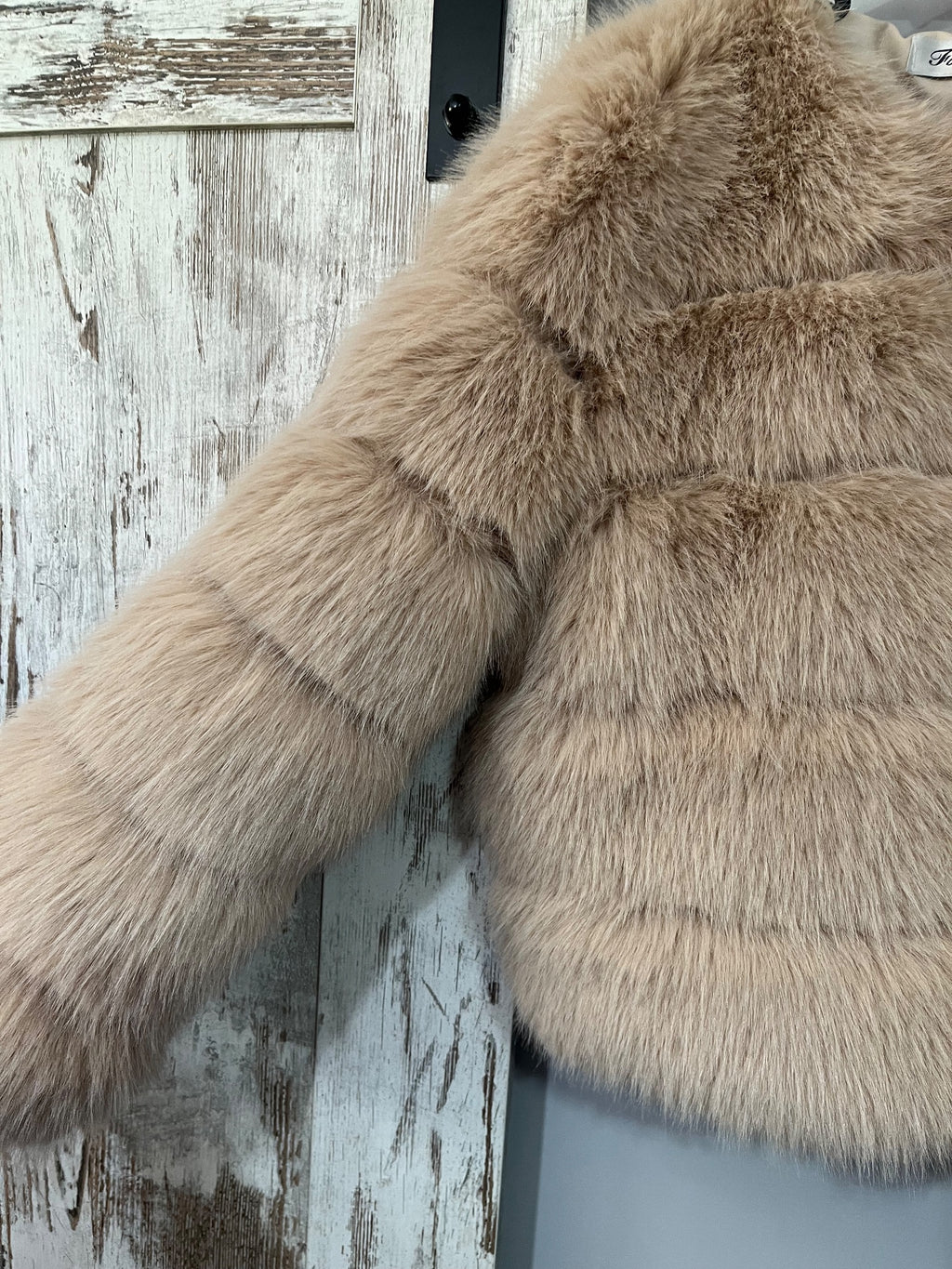 Women's Beige Faux Fur Shaggy Tiered Jacket - Image 2