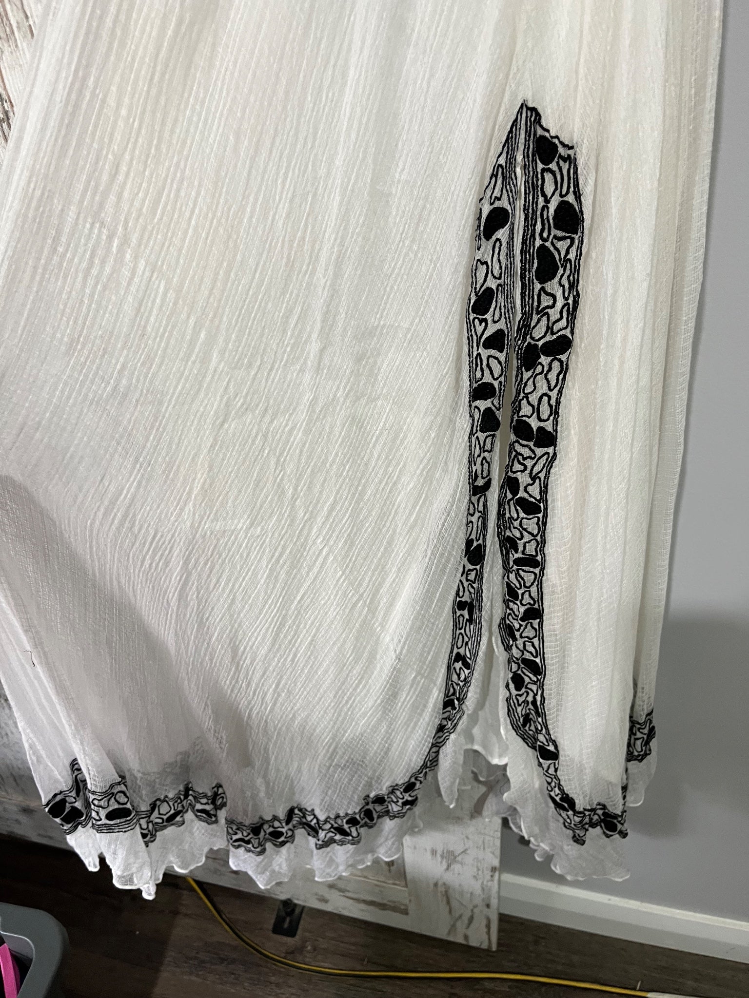Aje.. Embroidered Cotton Maxi Dress White Black Size 12 - Image 2