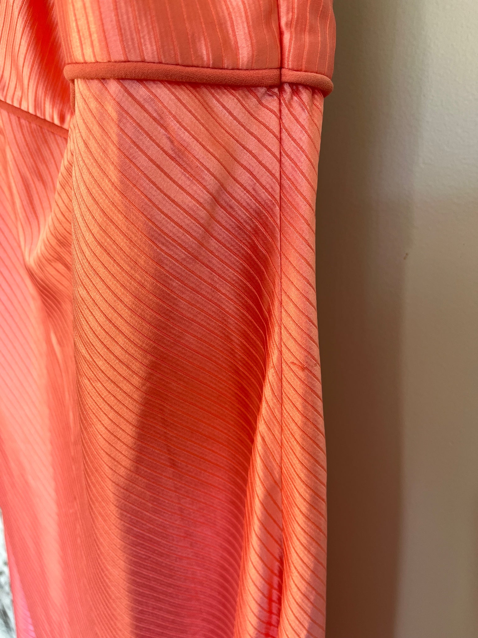 BY JOHNNY. Coral Satin Textured Slip Dress - Image 2