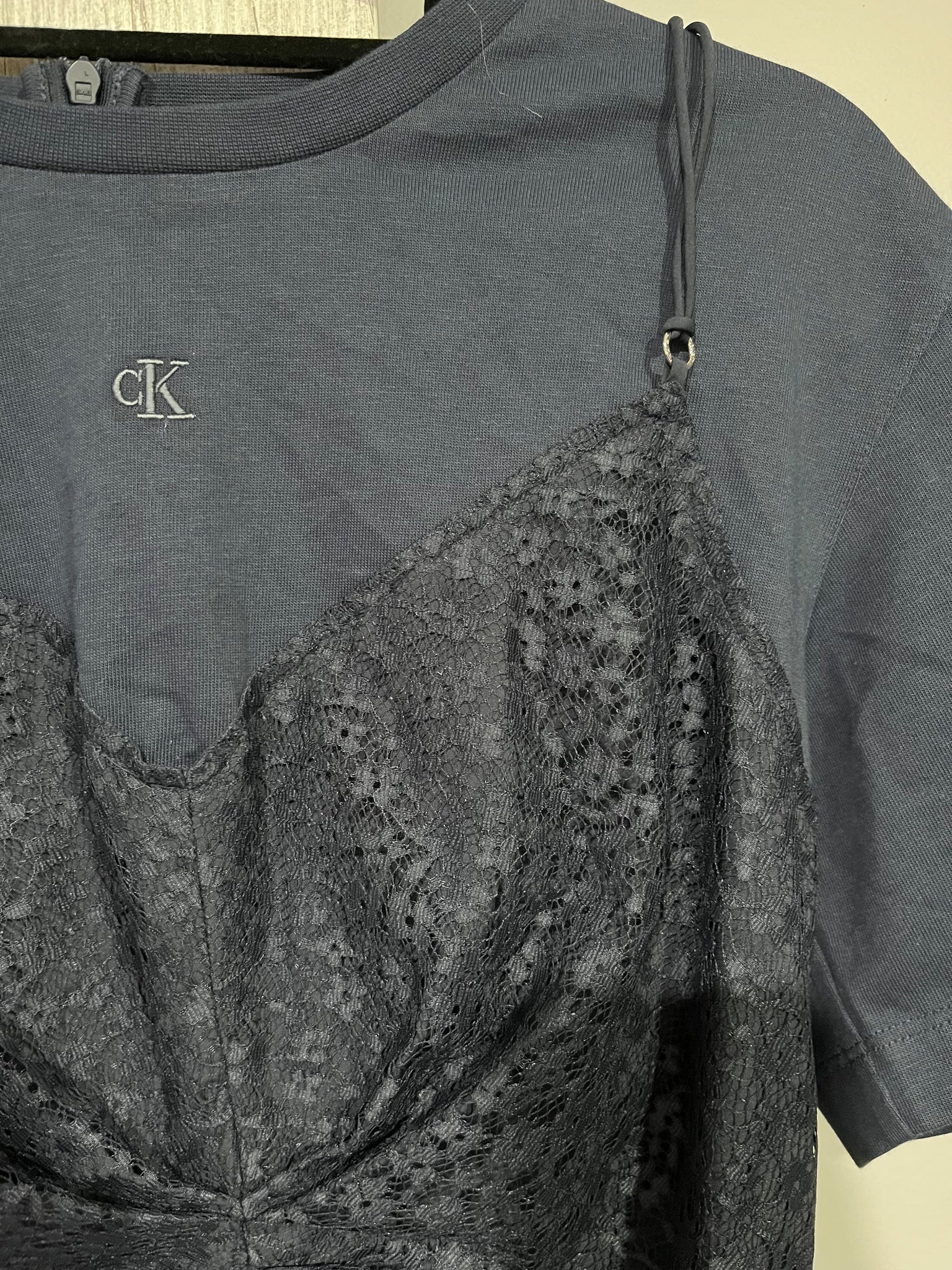 Calvin Klein Jeans Lace Overlay Mixed Media T-Shirt - Image 2
