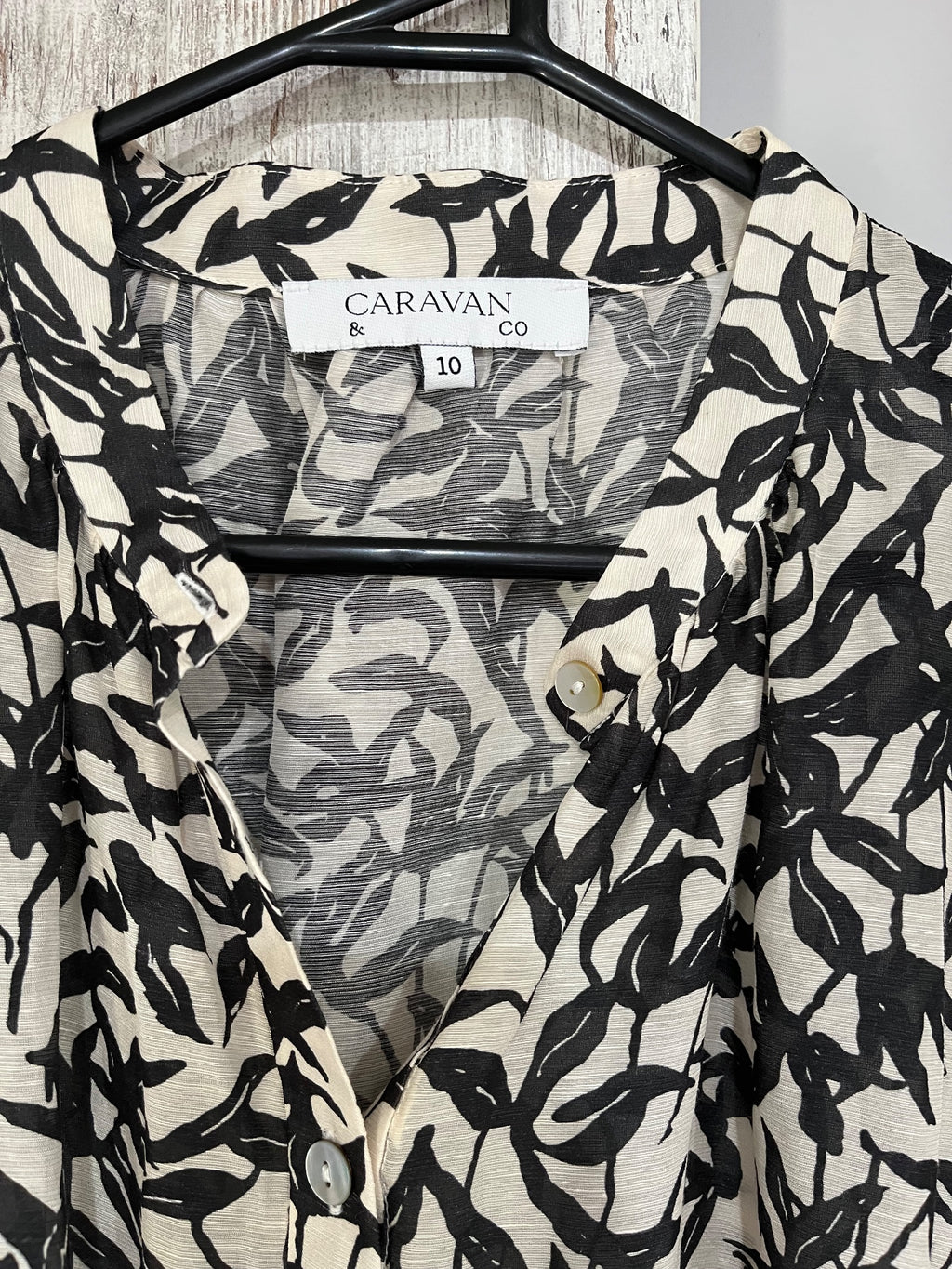 Caravan & Co Black and White Leaf Print Shirt Dress Size 10 - Image 2