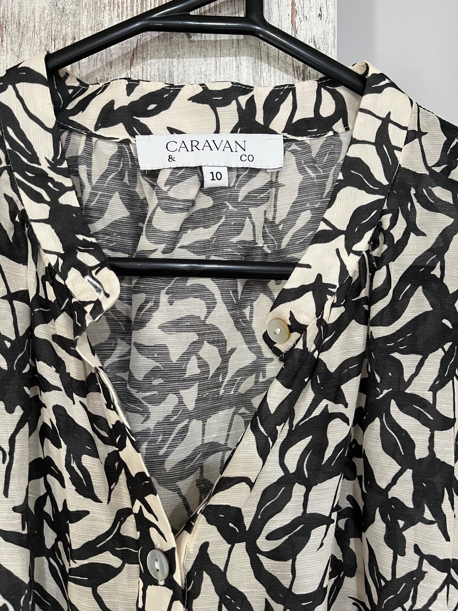 Caravan & Co Black and White Leaf Print Shirt Dress Size 10 - Image 2