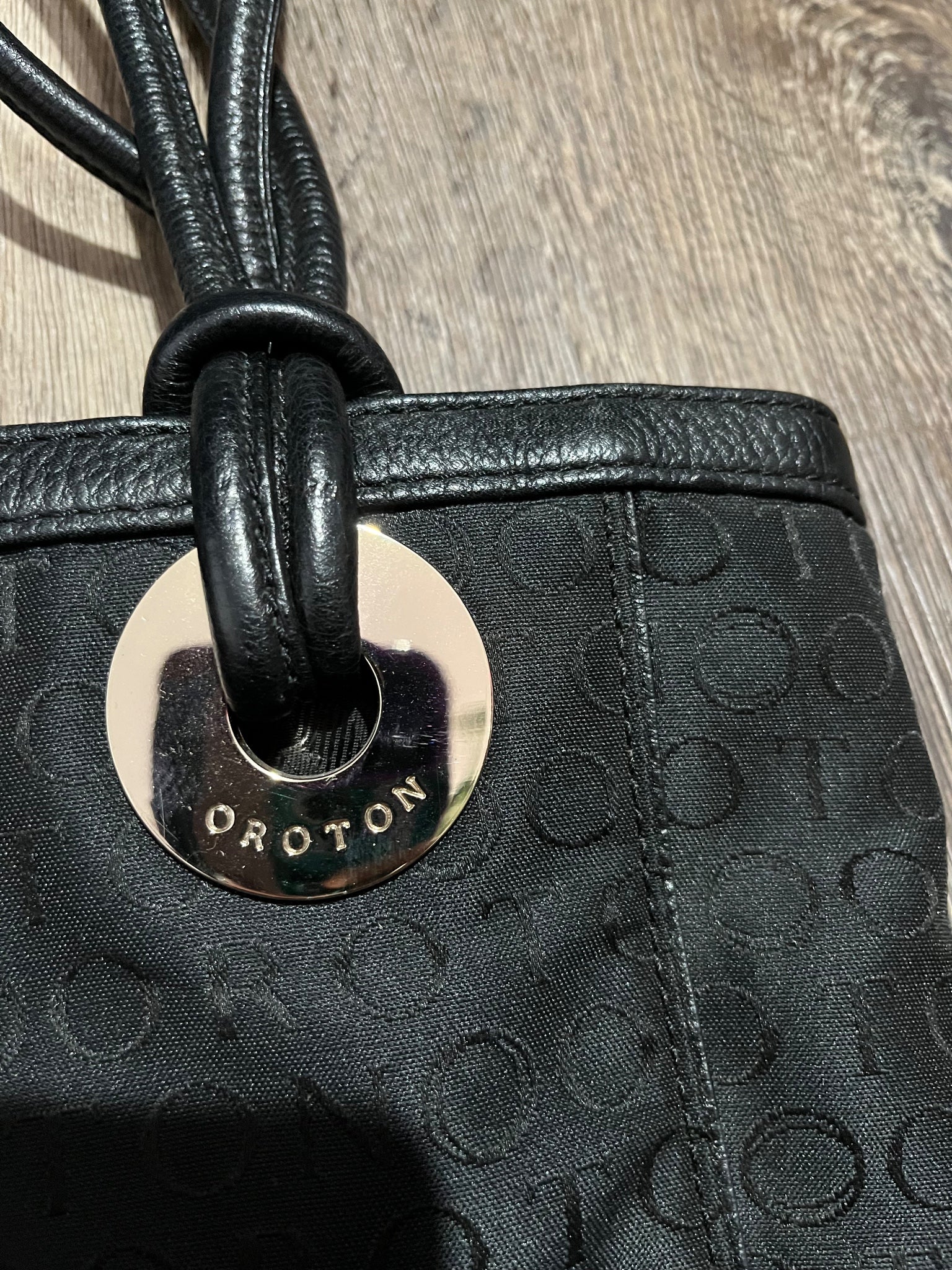 Oroton Signature Jacquard Black Tote Bag - Image 3