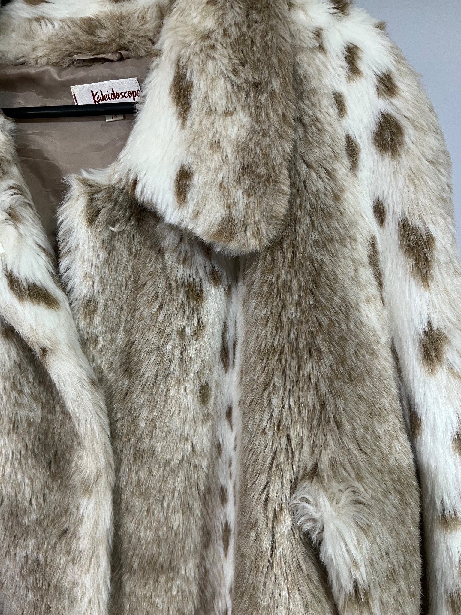 Kaleidoscope Faux Fur Leopard Print Coat Size 18 - Image 3