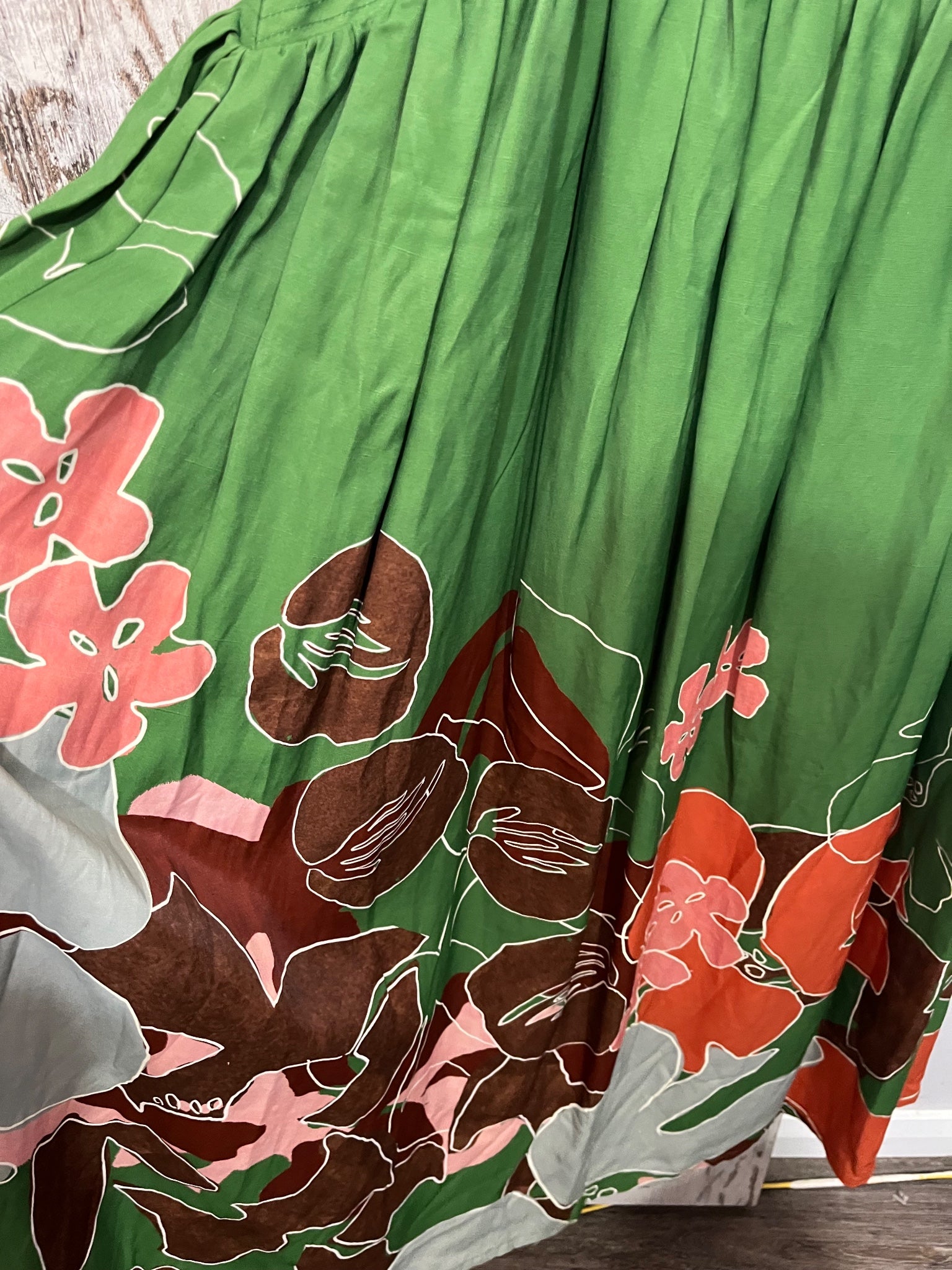 La Maise Studio Green Floral Midi Sundress - Image 3
