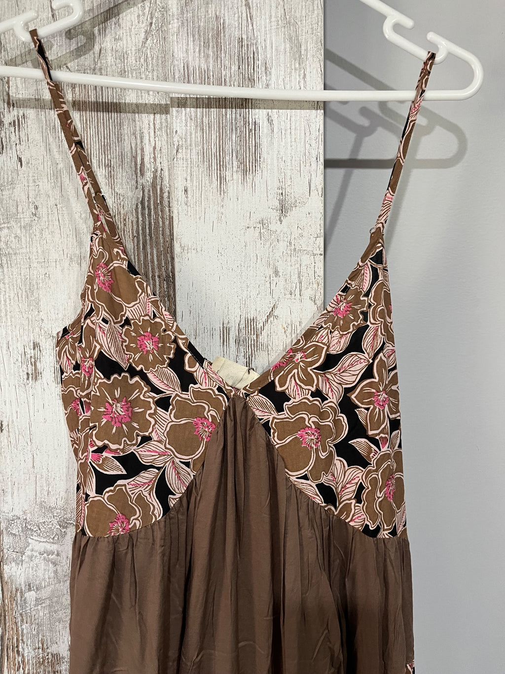 Holiday Tiered Floral Maxi Dress Brown M RRP $199 - Image 3
