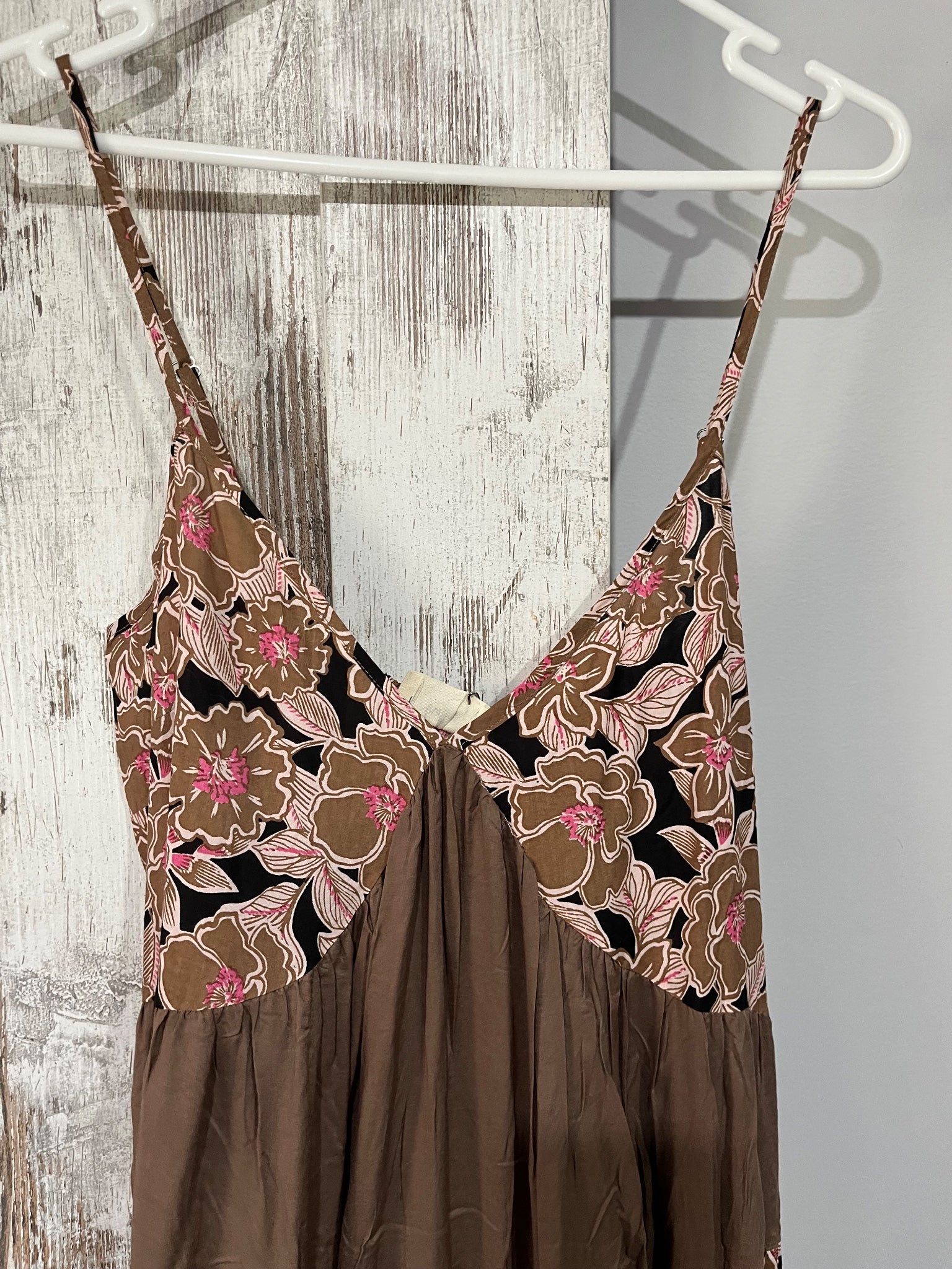 Holiday Tiered Floral Maxi Dress Brown M RRP $199 - Image 3