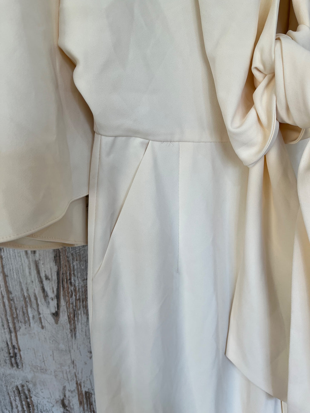 SÄVEL Cream Tie-Front Jumpsuit Size 10 - Image 3