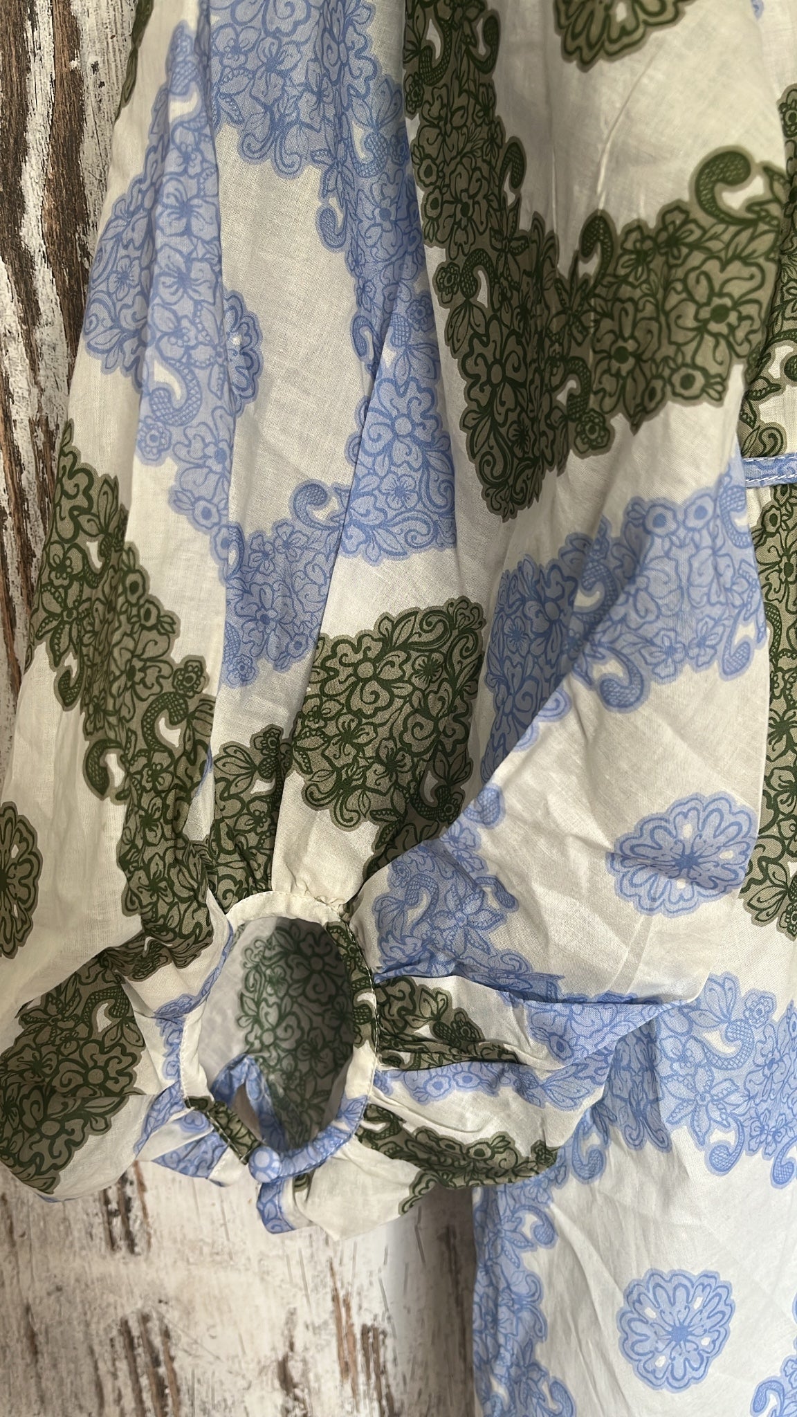 The Fated Floral Print Button-Down Dress Size 8 - Image 3