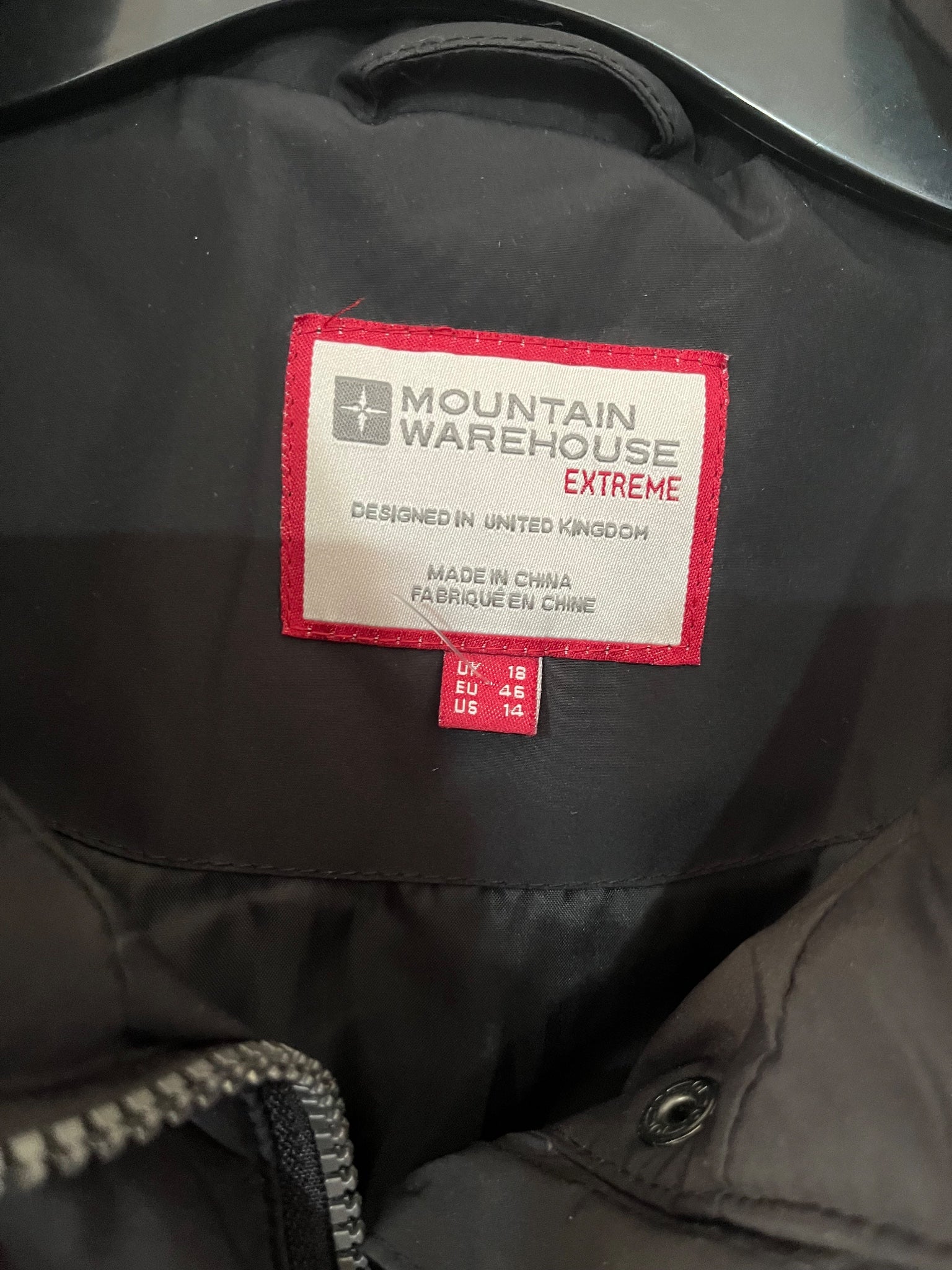 Mountain Warehouse Extreme Black Puffer Jacket - Image 3