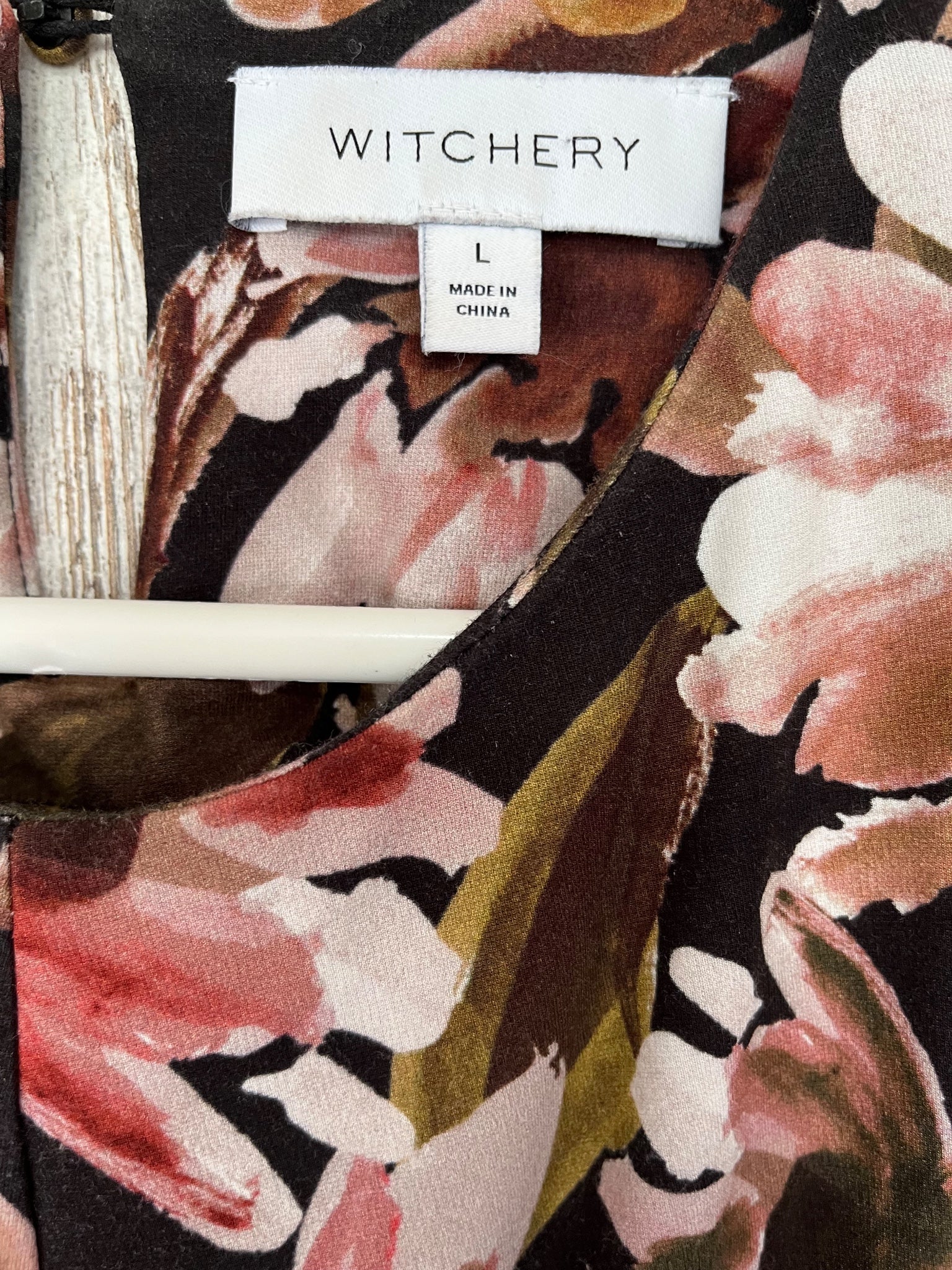 Witchery Floral Long Sleeve Wrap Top Size L - Image 3