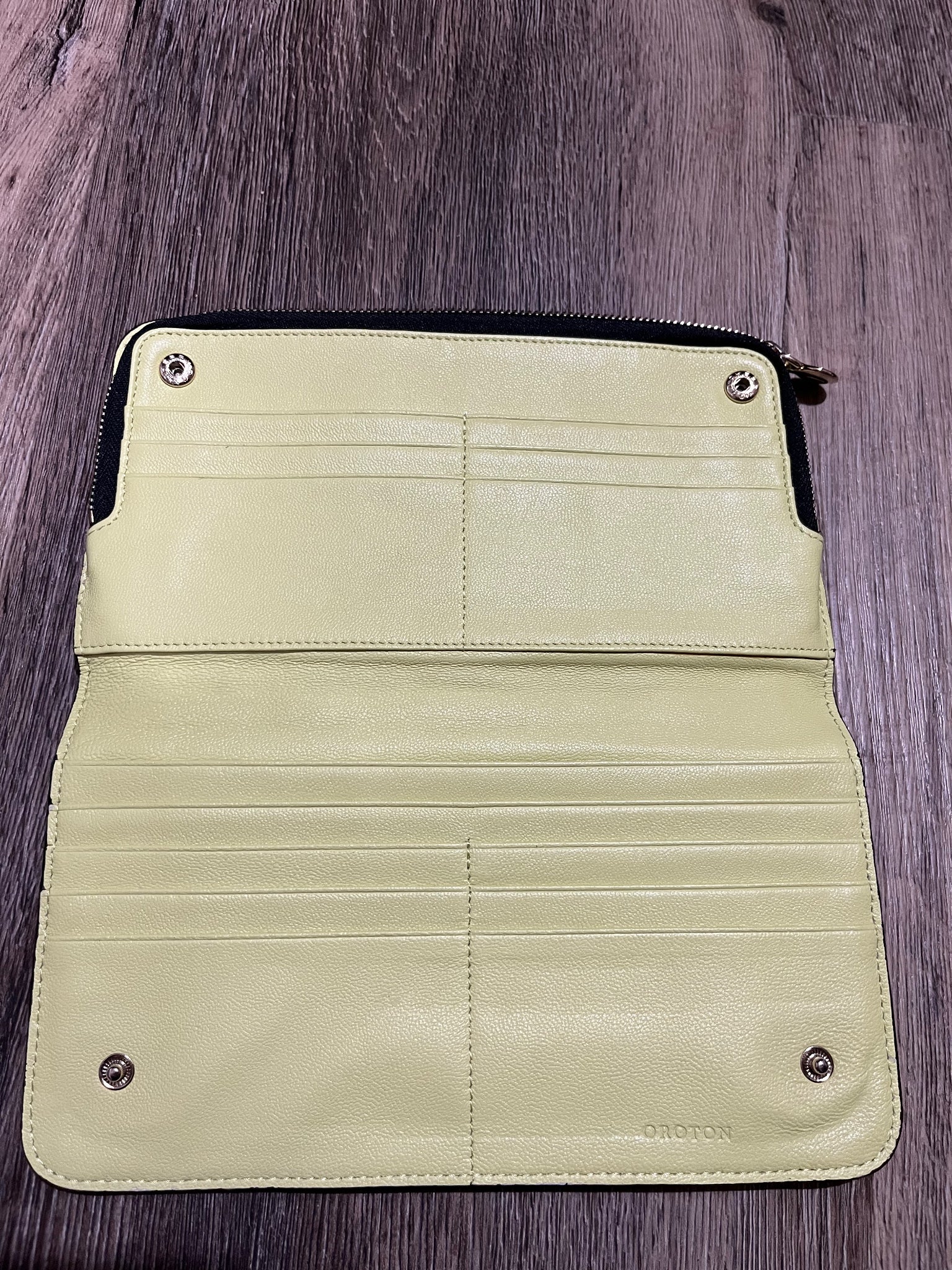 Oroton Lime Green Leather Zip-Around Wallet - Image 3