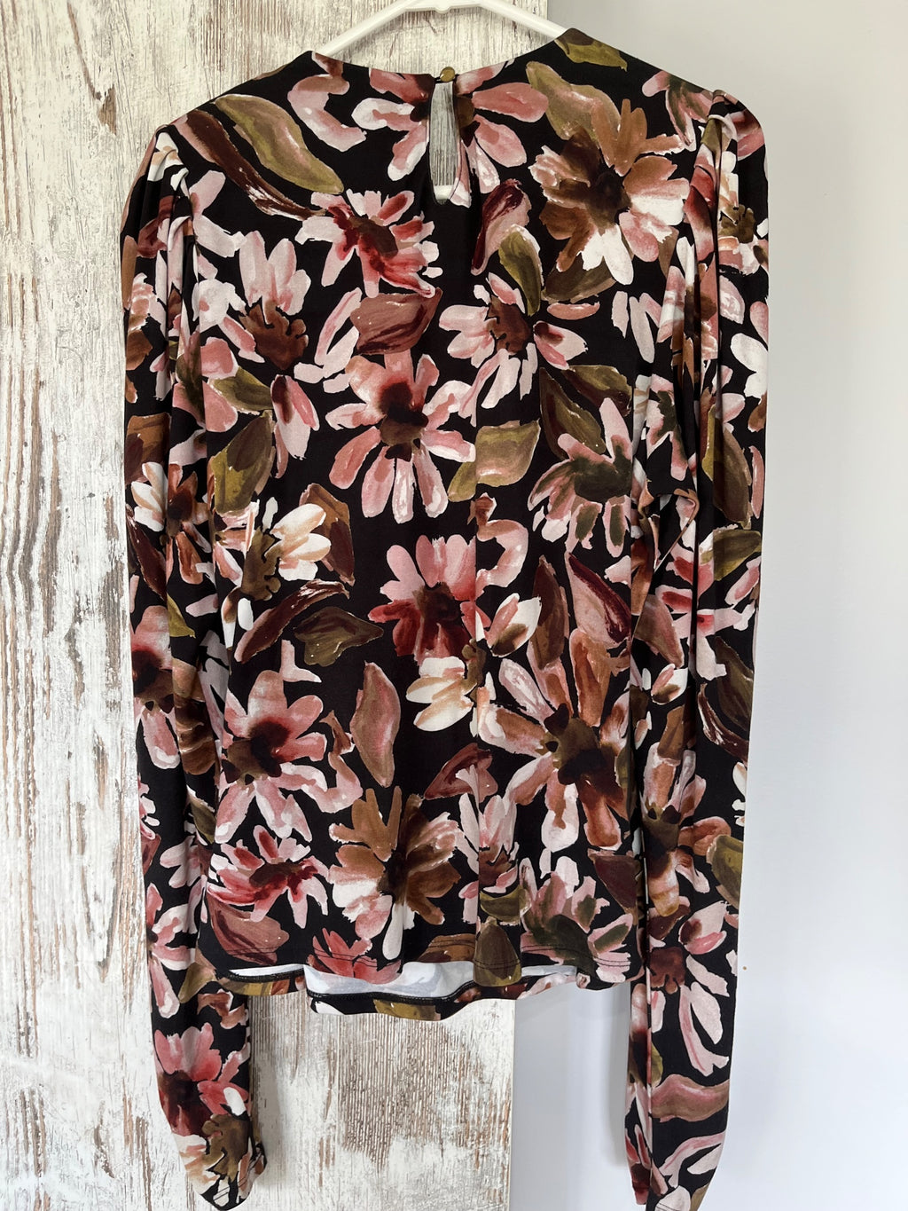 Witchery Floral Long Sleeve Wrap Top Size L - Image 4