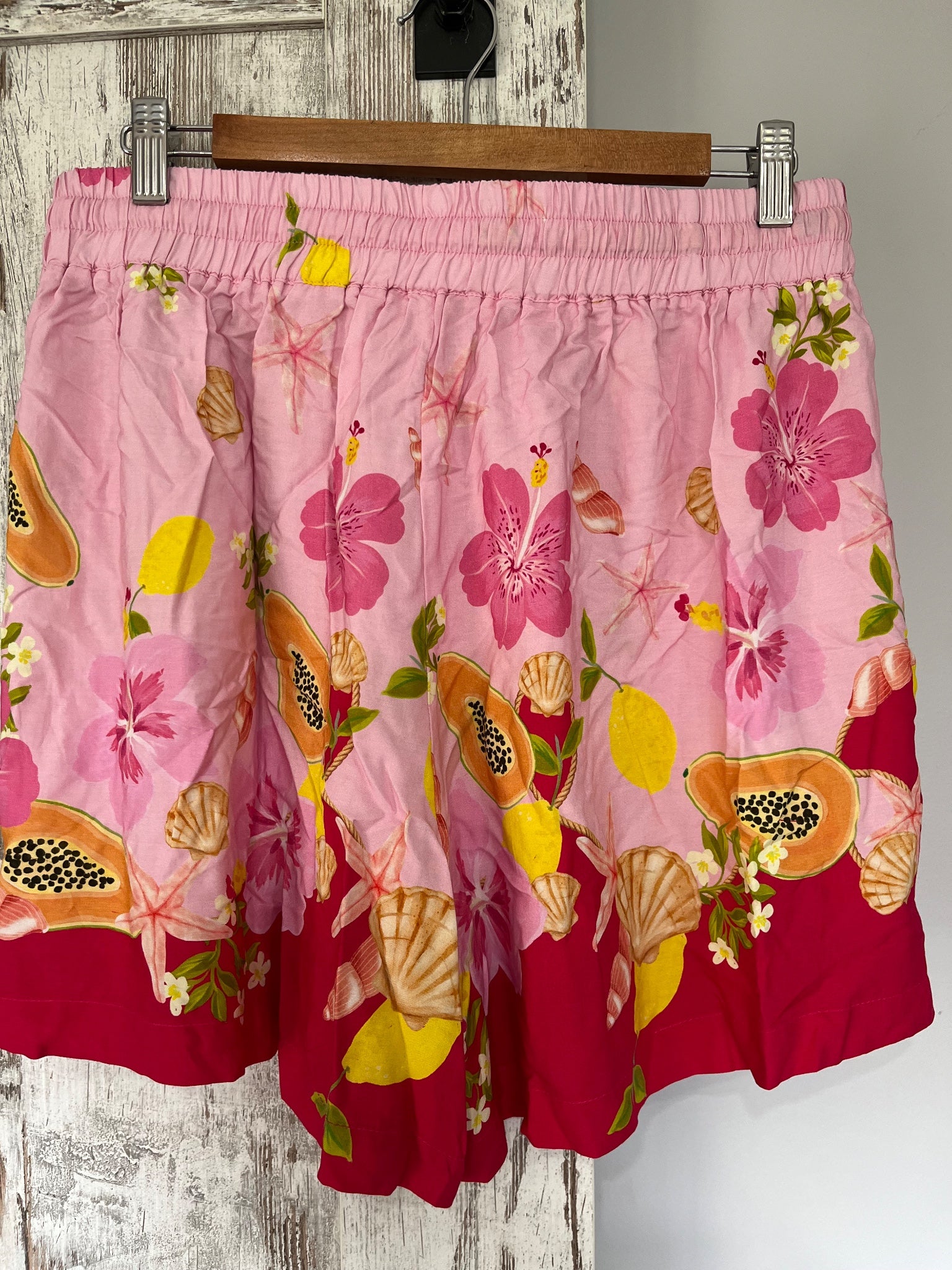 New U Collection Tropical Fruit & Floral Print Shorts Size 14 - Image 4