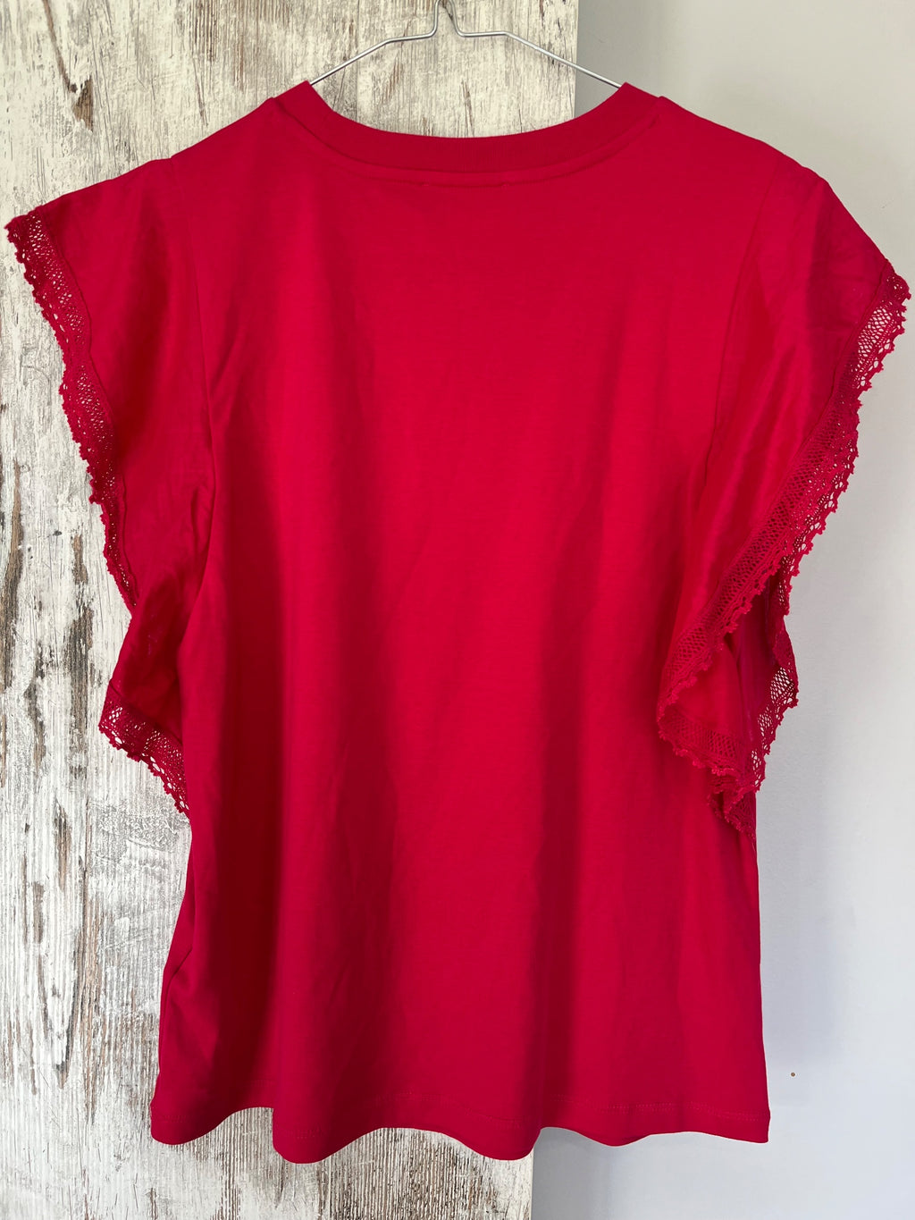 Witchery Red Cotton Flutter Sleeve Blouse With Lace Trim - Image 4