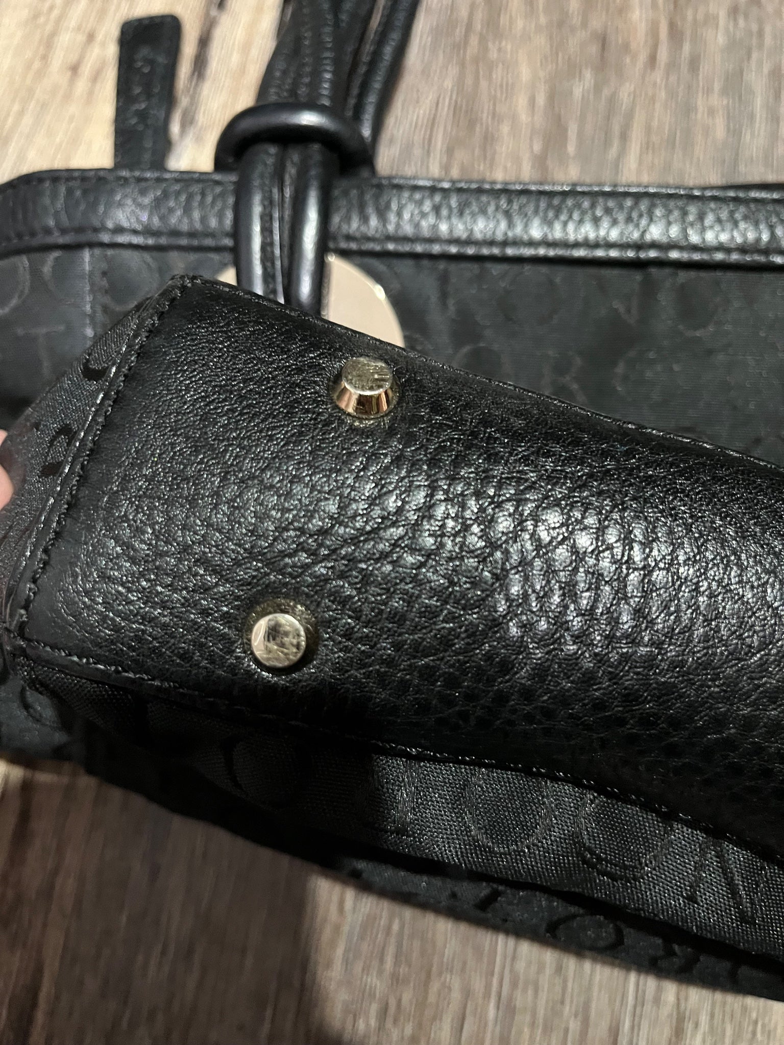 Oroton Signature Jacquard Black Tote Bag - Image 4