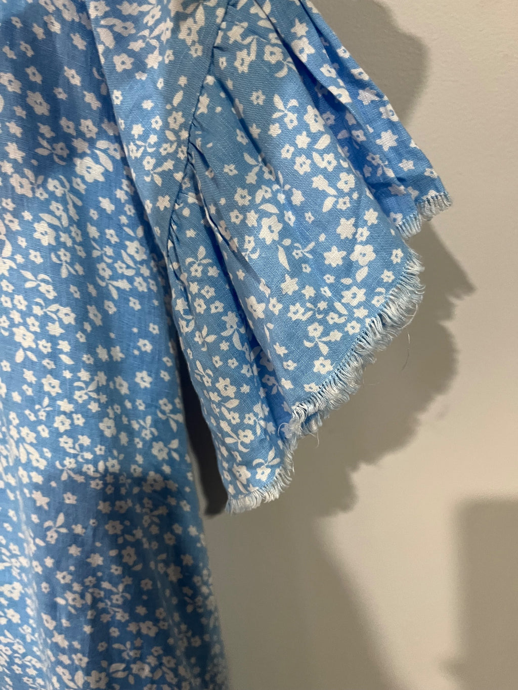 ALESSANDRA Blue Floral Linen Ruffle Sleeve Shift Dress M - Image 4