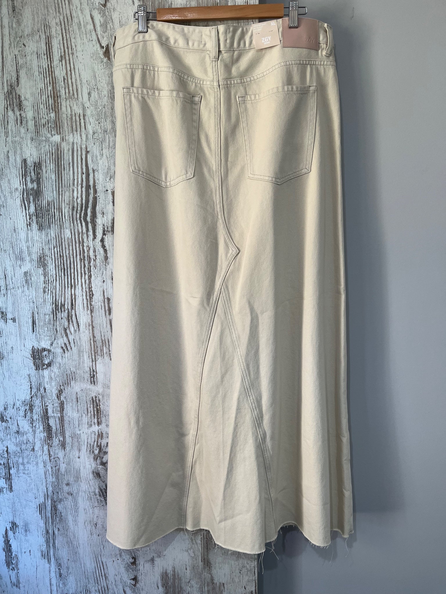 ZGY Denim Hi Mum Raw Hem Denim Maxi Skirt Moonstone XL - Image 4