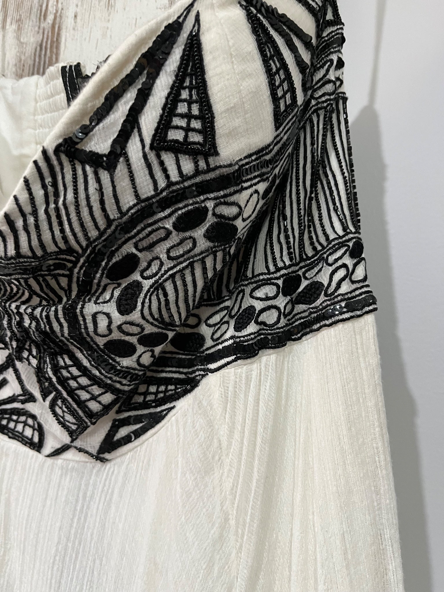 Aje.. Embroidered Cotton Maxi Dress White Black Size 12 - Image 4