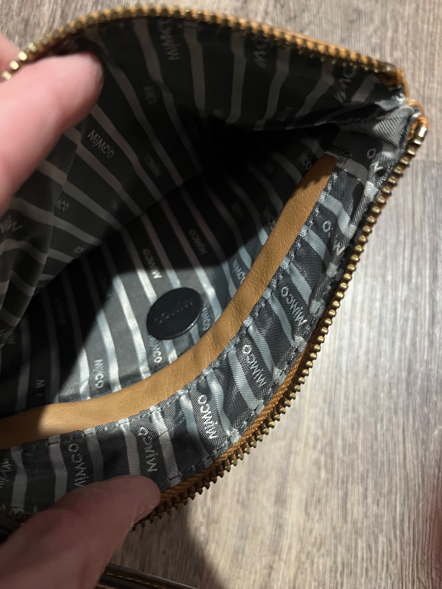 Mimco Tan Leather Wristlet Pouch - Image 5