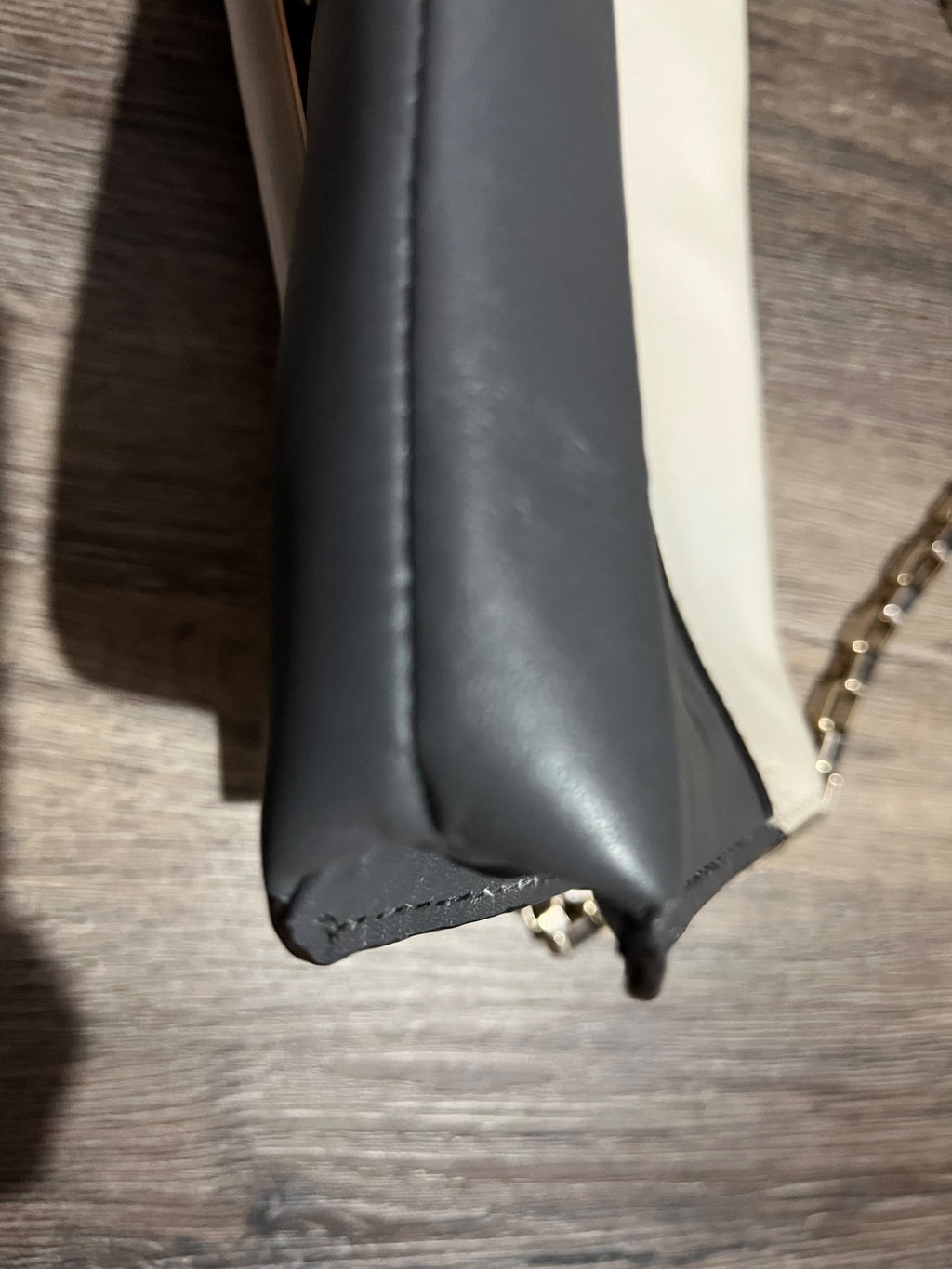 kate spade Two-Tone Leather Chain Clutch Crossbody Bag - Image 5