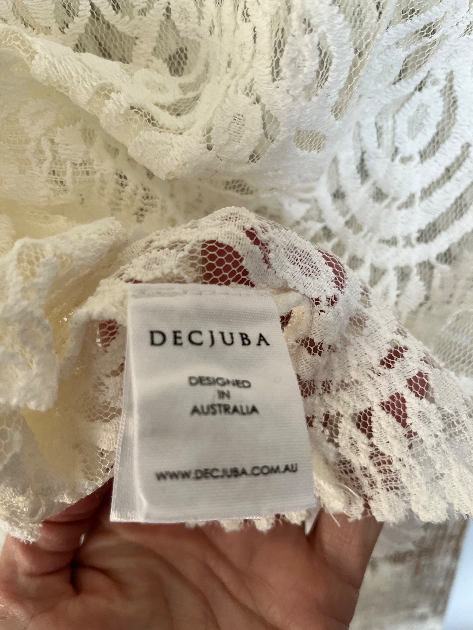Decjuba White Lace Short Sleeve Blouse - Image 5