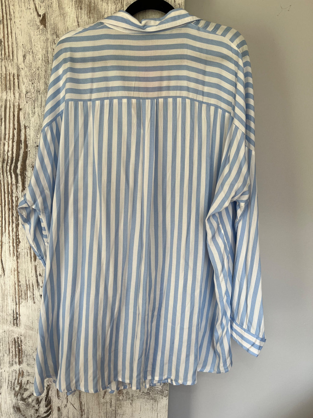 Willow & Tree Blue and White Striped Oversized Button-Down Shirt Size 14 - Image 5