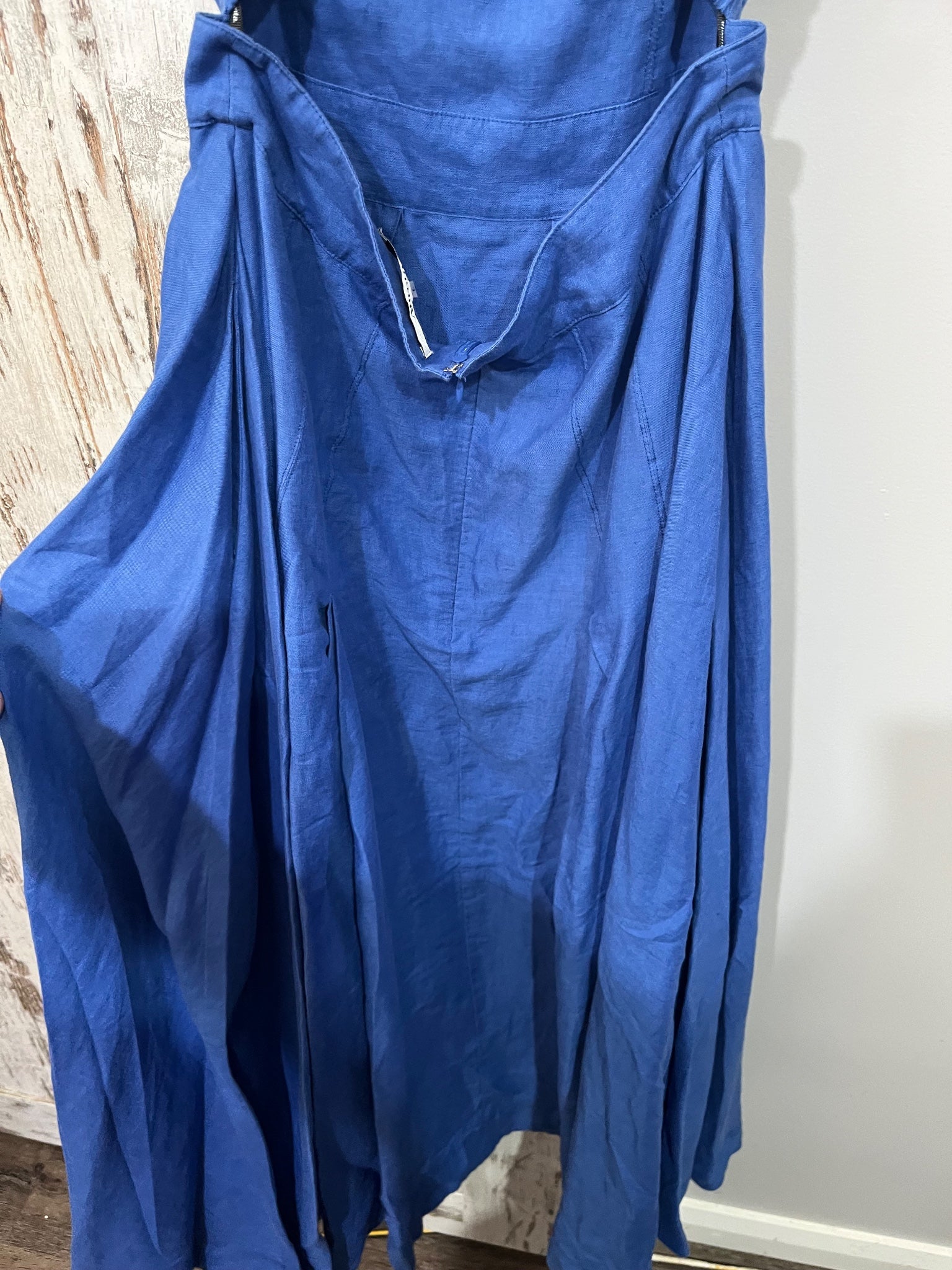 Aureta Blue Linen Cross-Back Maxi Dress - Image 5