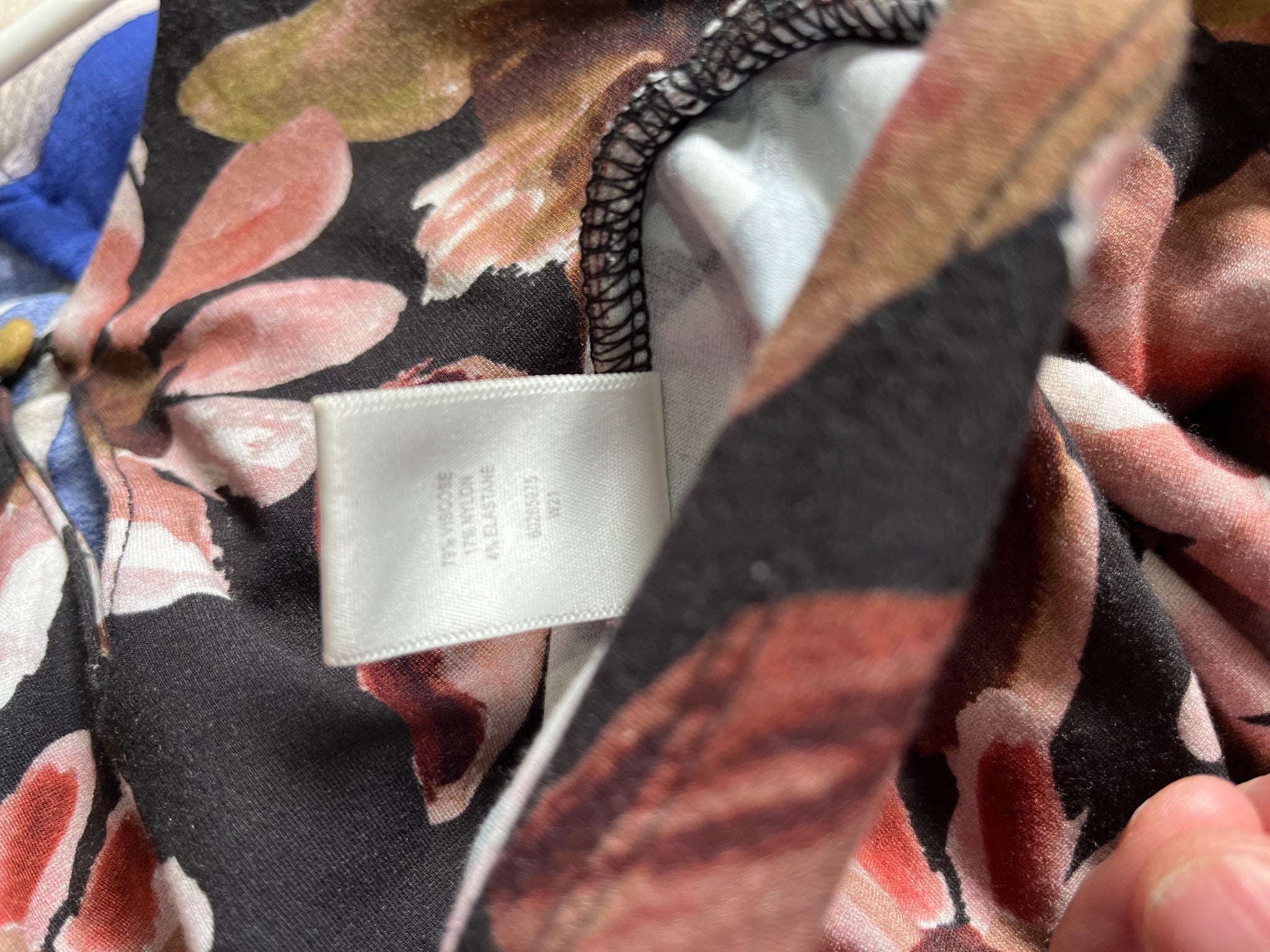 Witchery Floral Long Sleeve Wrap Top Size L - Image 6