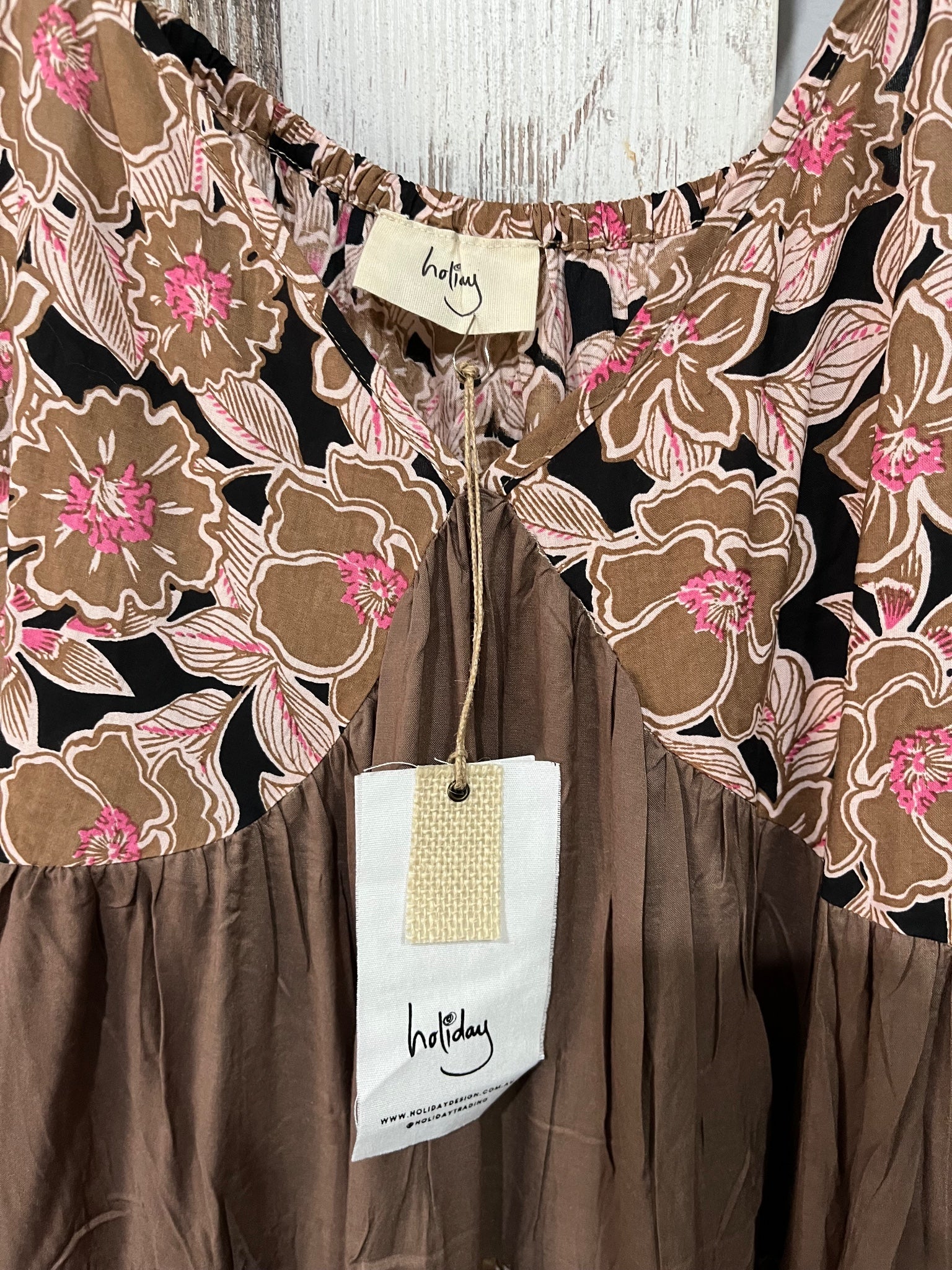 Holiday Tiered Floral Maxi Dress Brown M RRP $199 - Image 6