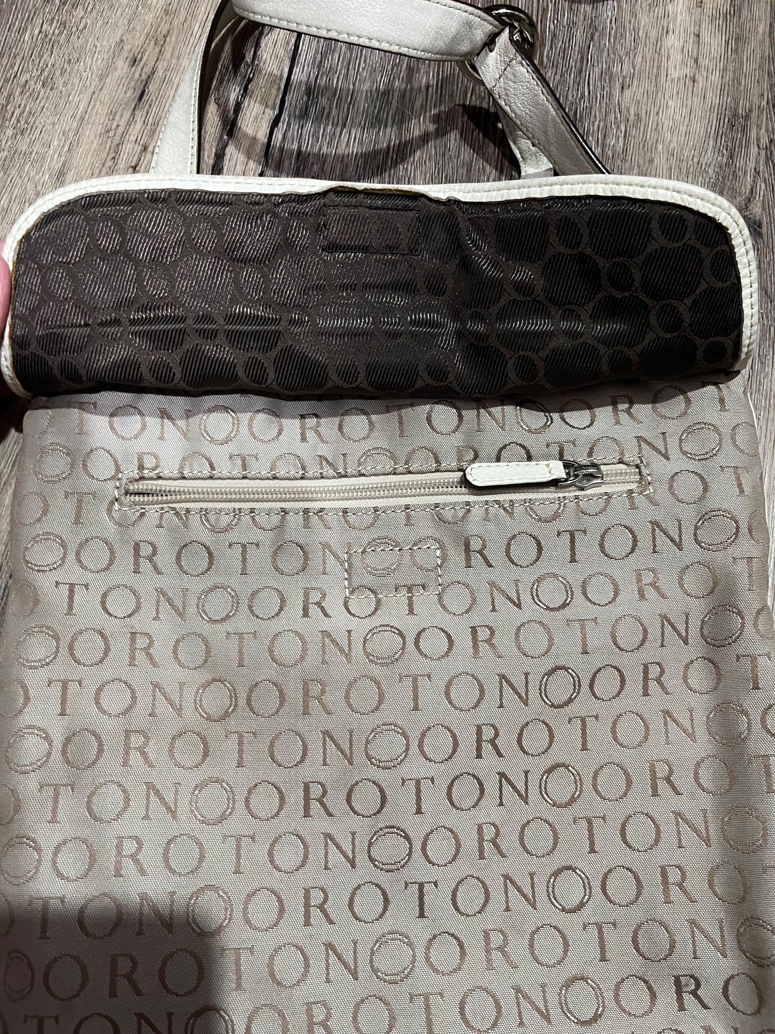 Oroton Monogram Canvas & Leather Crossbody Bag - Image 6