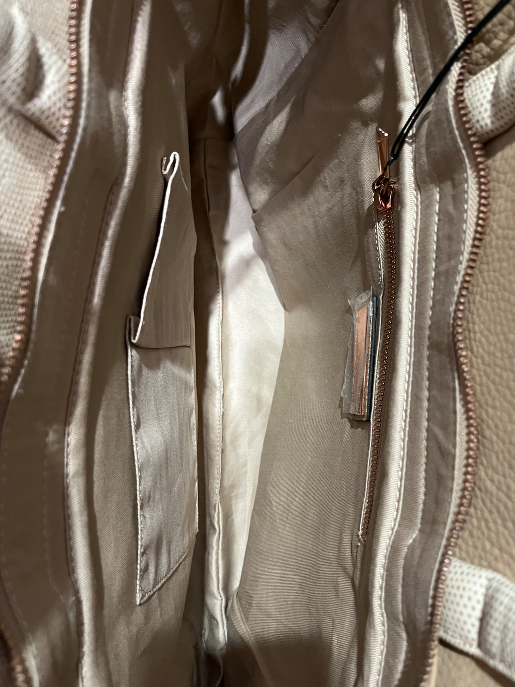 Ginger & Smart Textured Leather Tote Bag With Rose Gold Hardware - Image 6