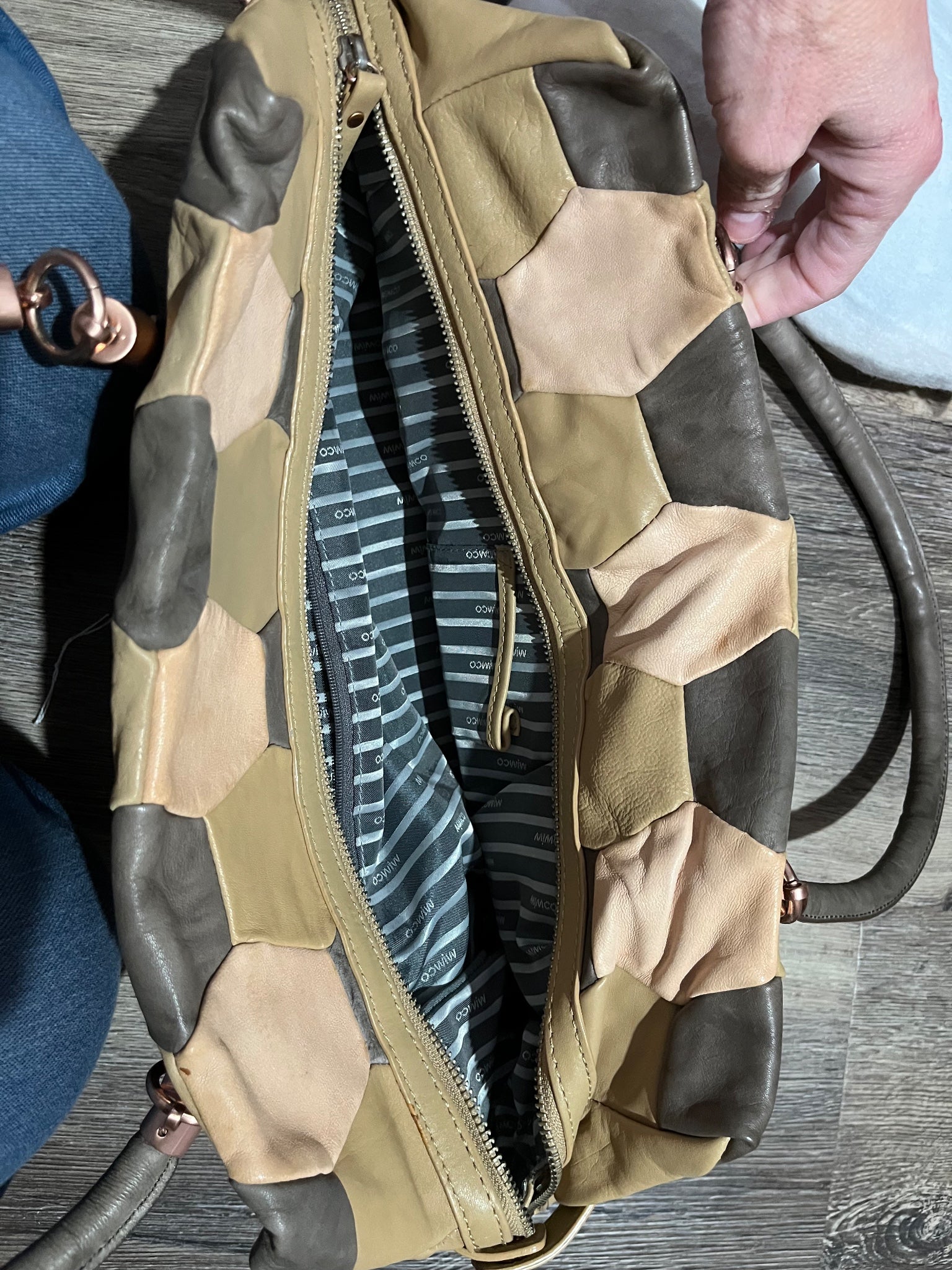 Mimco Tuileries Everyday Bag Sand Patchwork Leather Handbag - Image 6