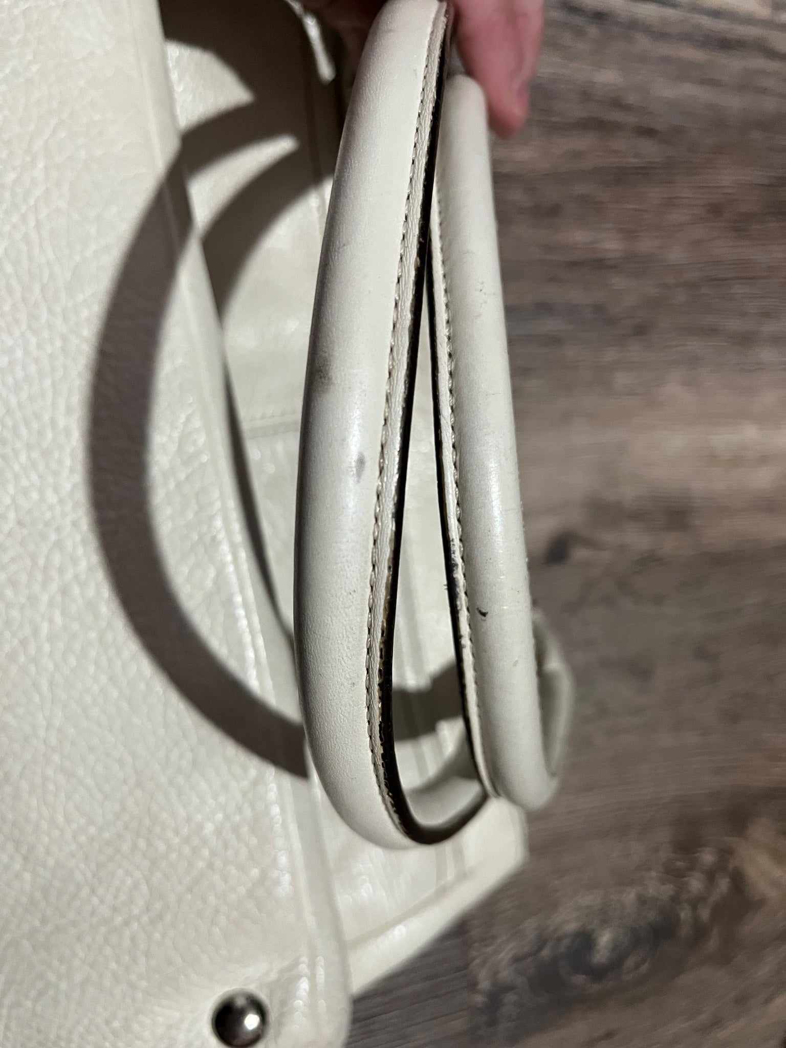 Coach Legacy Pebbled Leather Turnlock Satchel White - Image 7