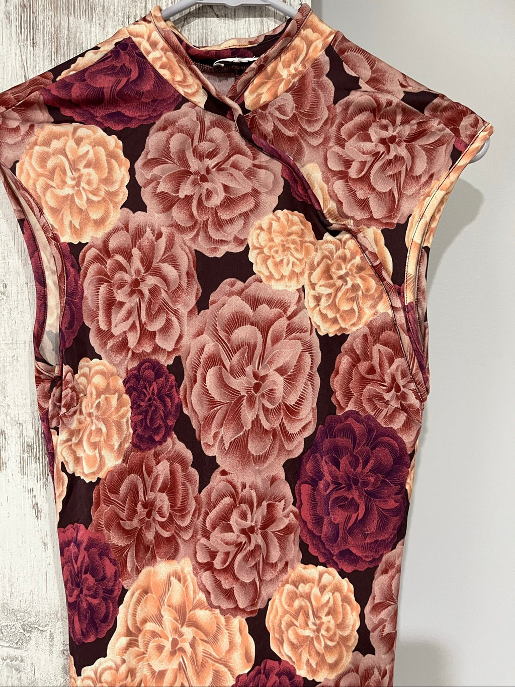 KOOKAÏ sleeveless mini dress pink purple beige large floral print asymmetrical neckline