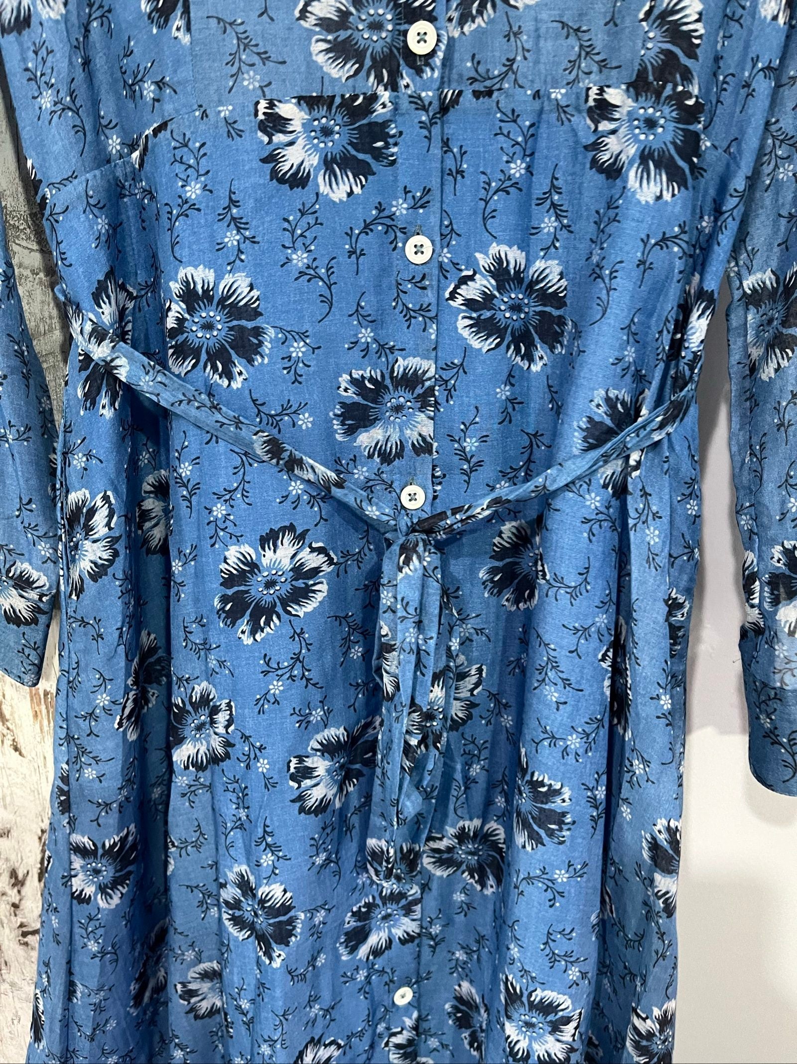 Massimo Alba blue floral dress cotton silk blend with belt and tags, made in Italy.