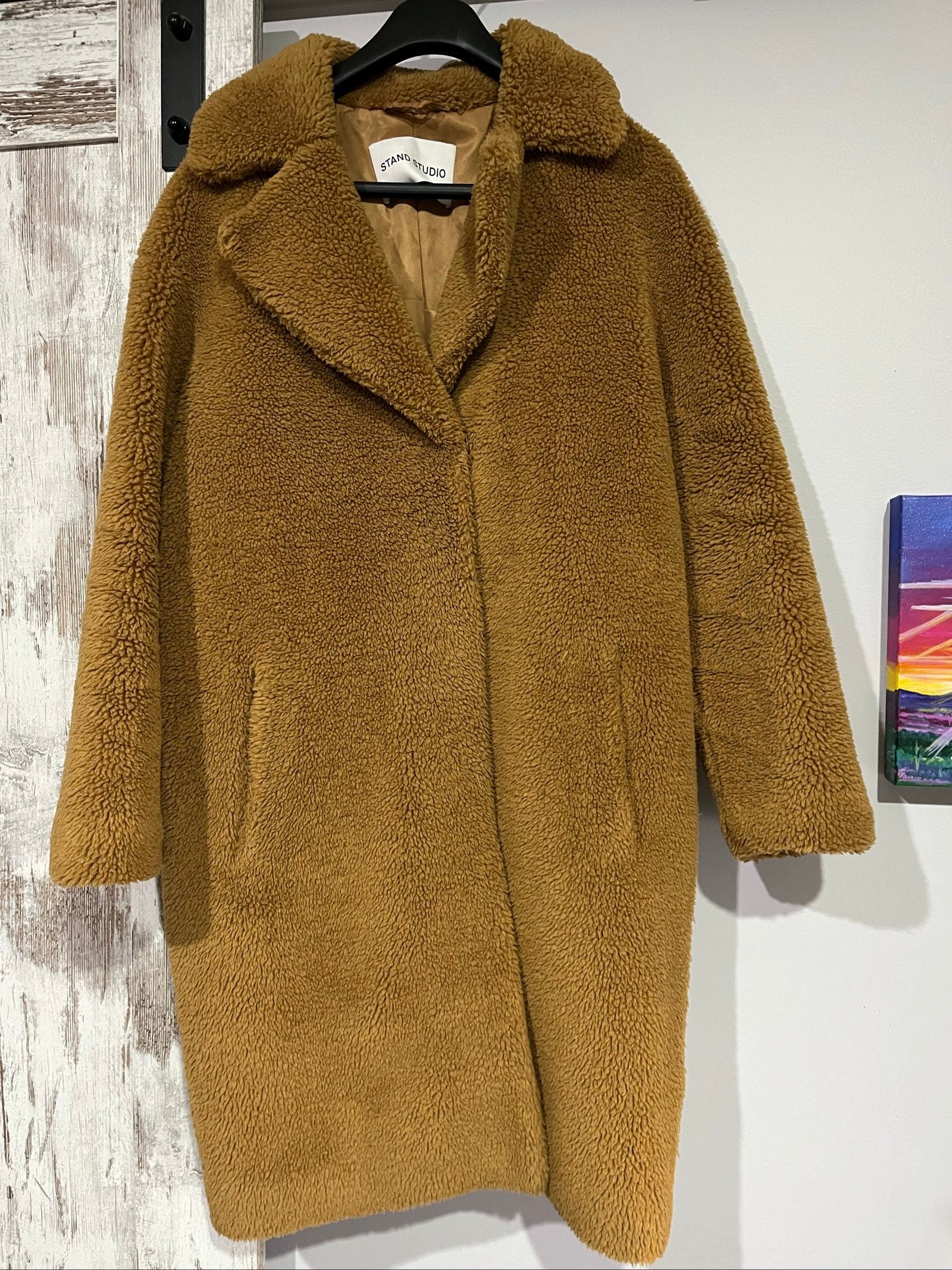 Stand Studio beige teddy faux fur coat with lapel collar and side pockets.